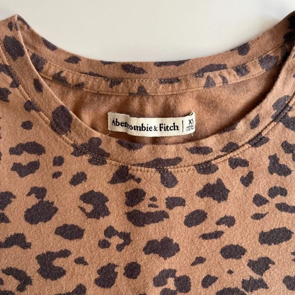 Abercrombie & Fitch | Leopard Print Brown Women's Top - Picture 3 of 5